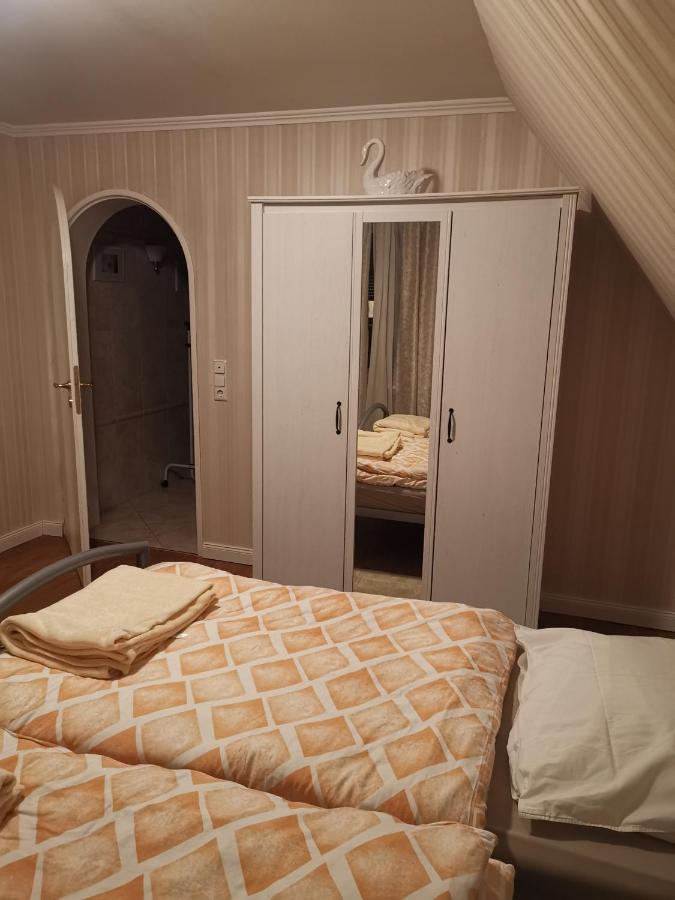 Duesseldorf Messe -Apartment Milan エクステリア 写真
