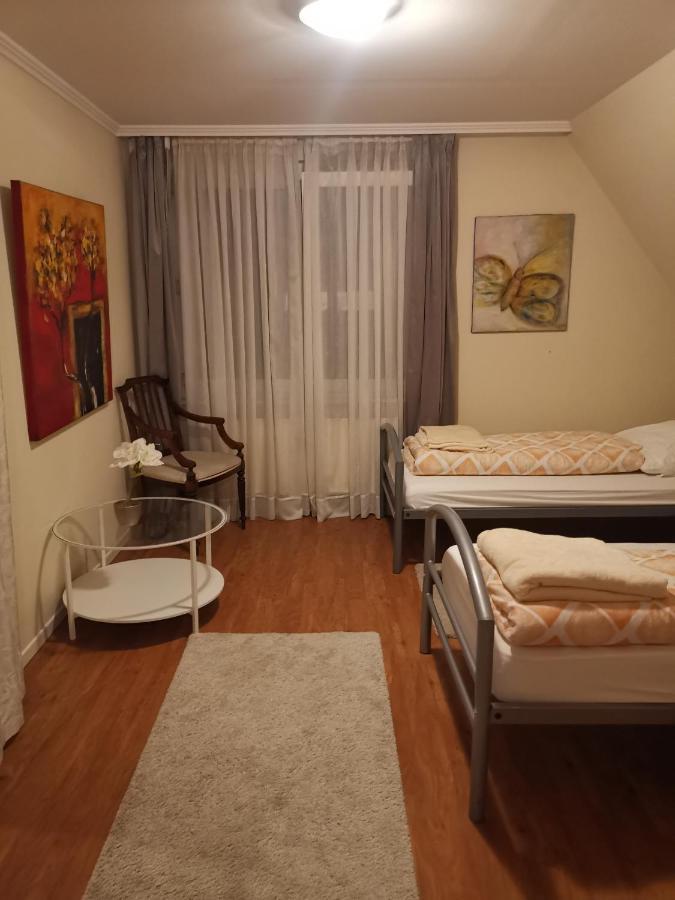 Duesseldorf Messe -Apartment Milan エクステリア 写真
