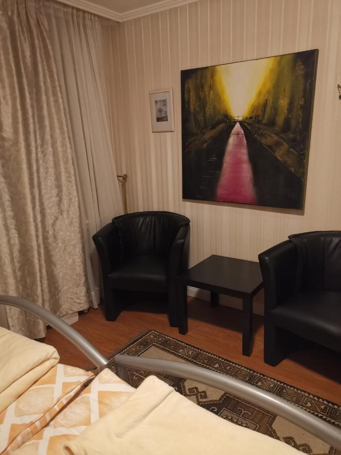 Duesseldorf Messe -Apartment Milan エクステリア 写真